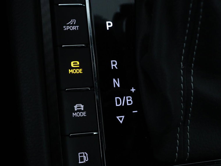 Vehicle Image 41