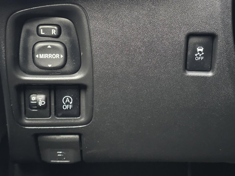Vehicle Image 29
