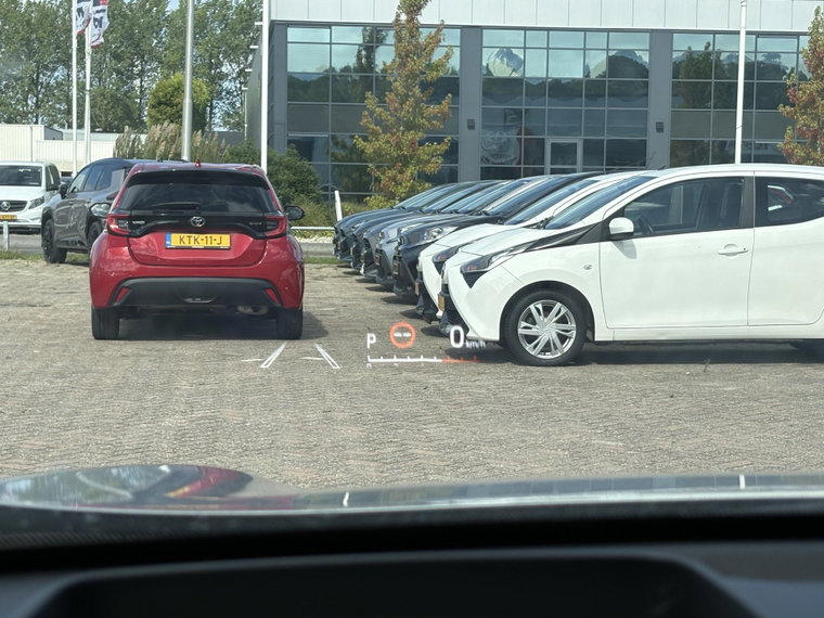 Vehicle Image 15