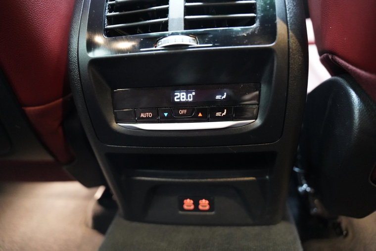 Vehicle Image 45