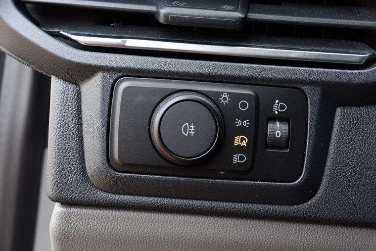 Vehicle Image 23