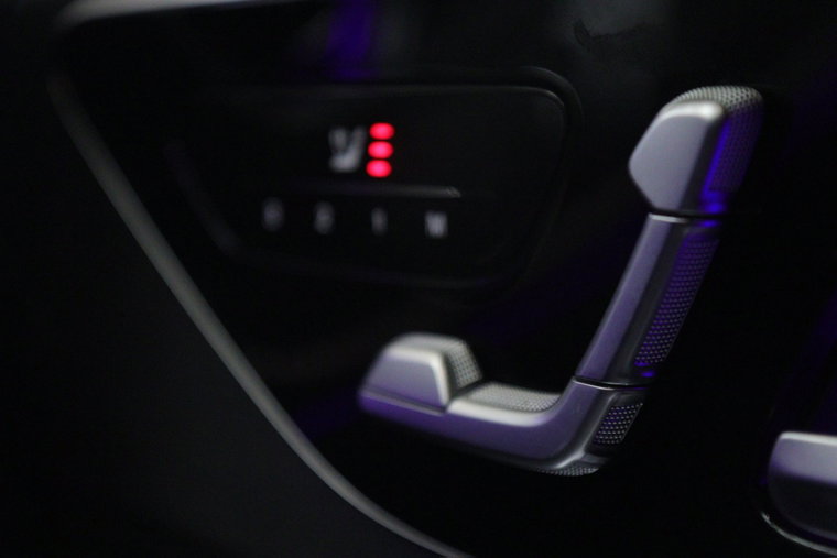 Vehicle Image 37