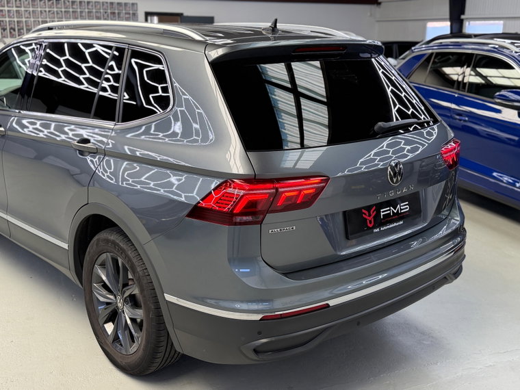 Vehicle Image 37