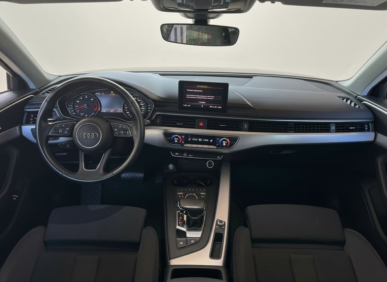 Vehicle Image 33
