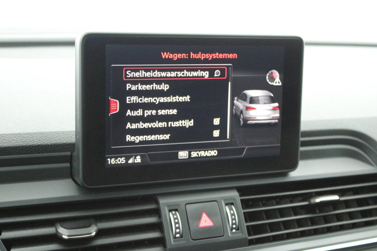 Vehicle Image 27