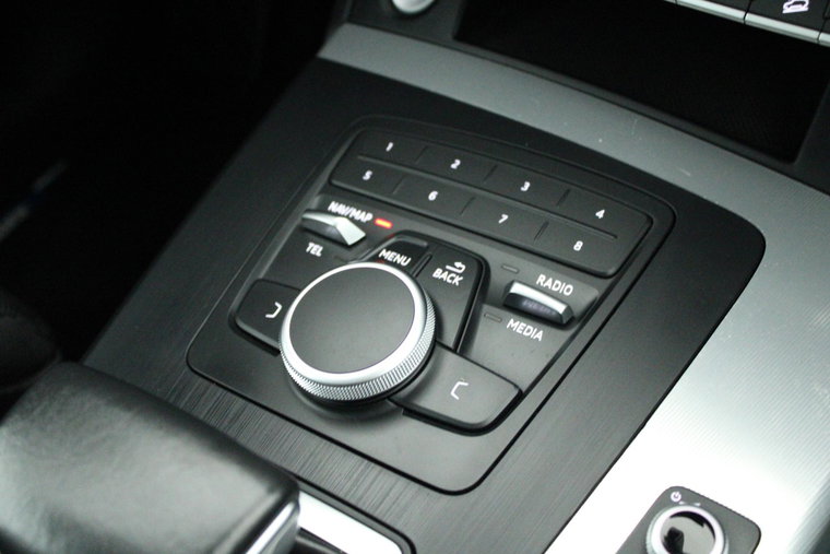 Vehicle Image 30