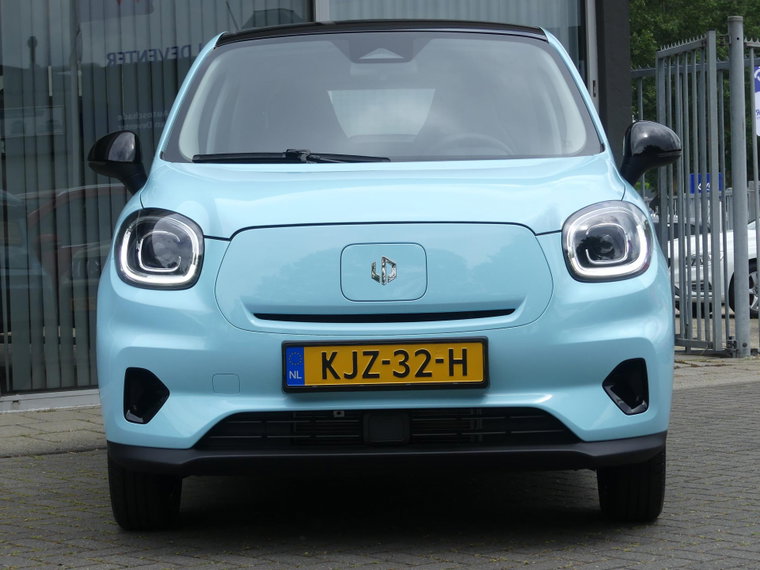 Vehicle Image 33