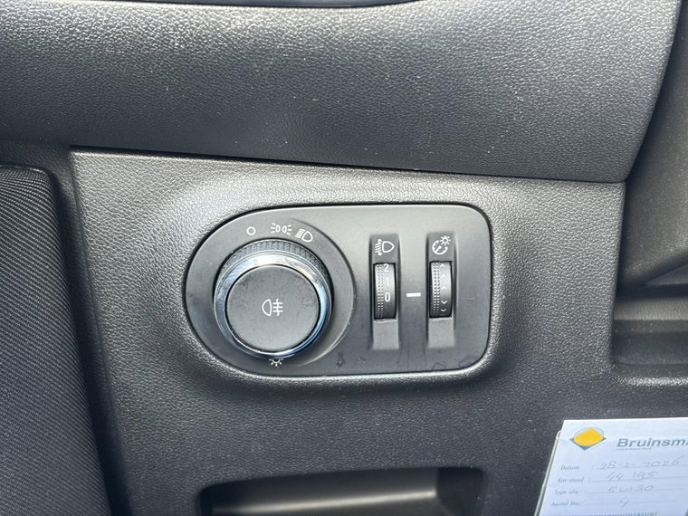 Vehicle Image 26