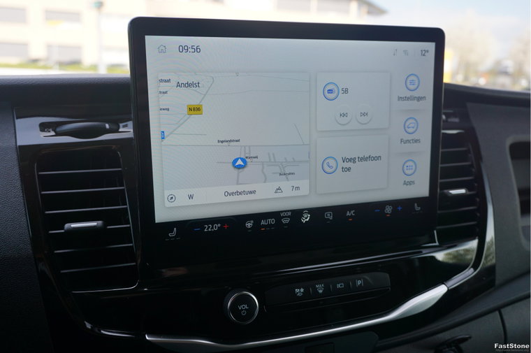 Vehicle Image 11
