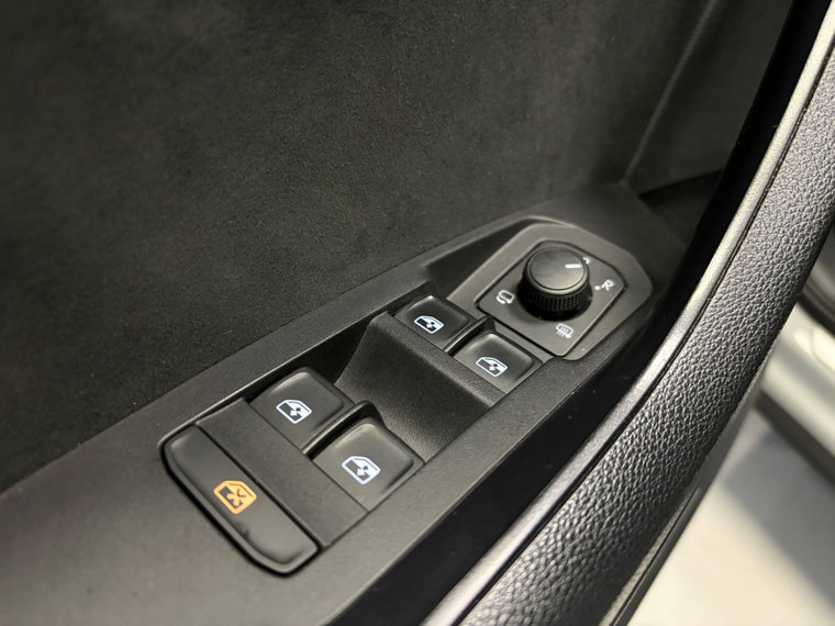 Vehicle Image 47