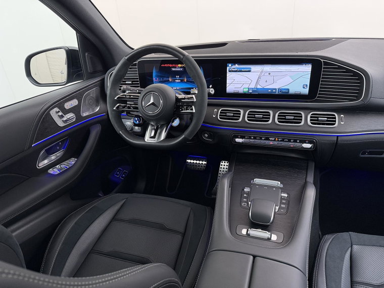 Vehicle Image 32