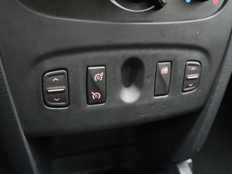 Vehicle Image 28