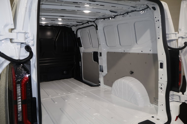 Vehicle Image 13