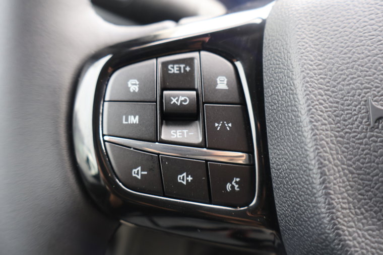 Vehicle Image 27