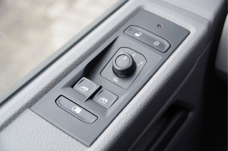 Vehicle Image 35