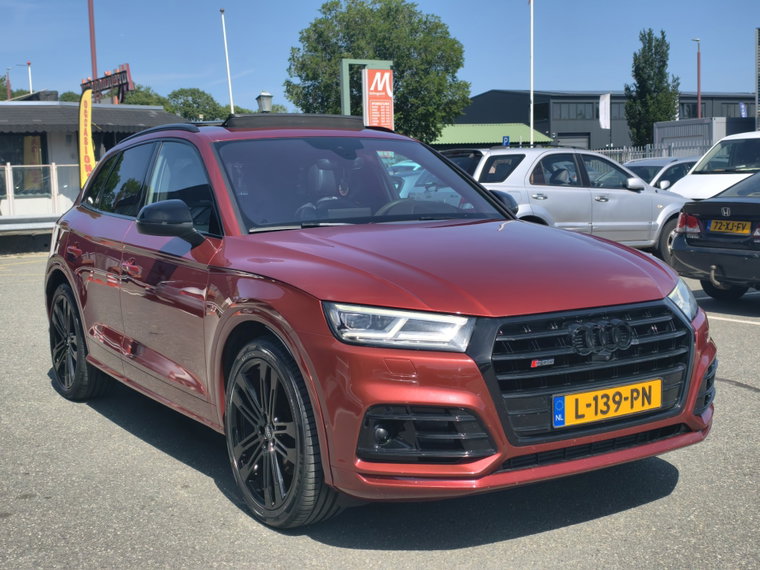 Vehicle Image 10