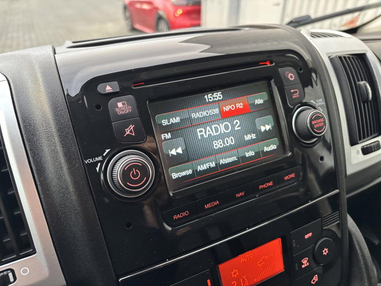 Vehicle Image 26
