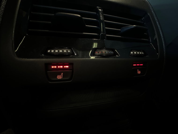 Vehicle Image 50