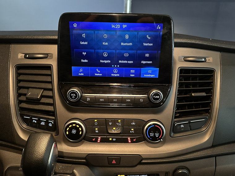 Vehicle Image 19