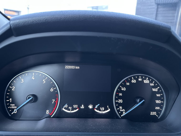 Vehicle Image 23