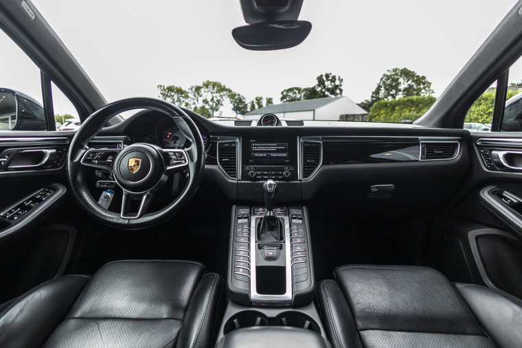 Vehicle Image 40