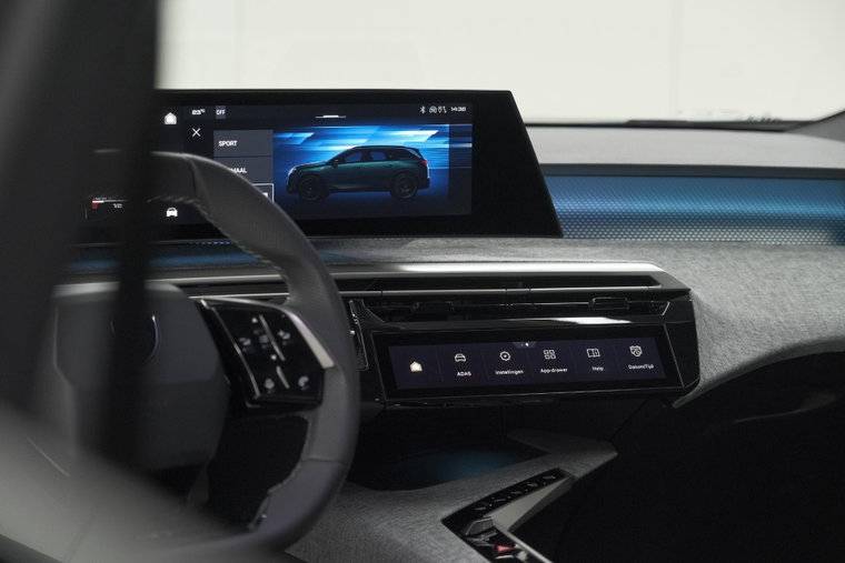 Vehicle Image 39