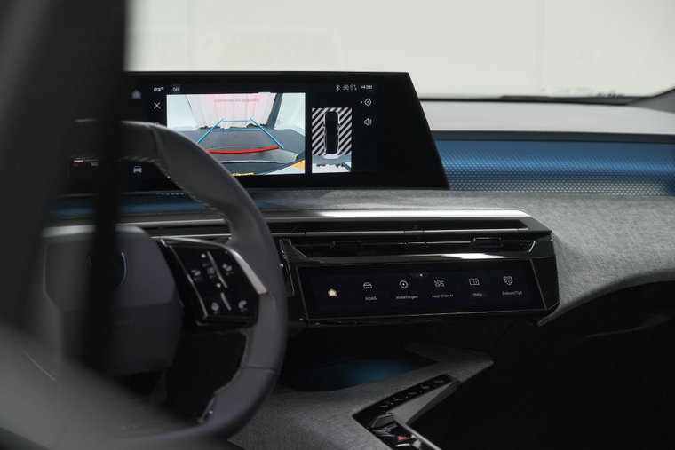 Vehicle Image 40