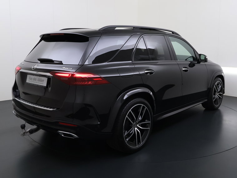 Vehicle Image 38