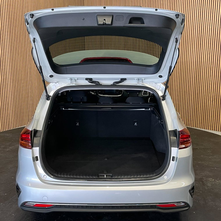 Vehicle Image 31