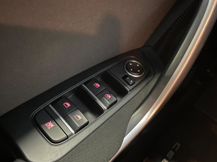Vehicle Image 41