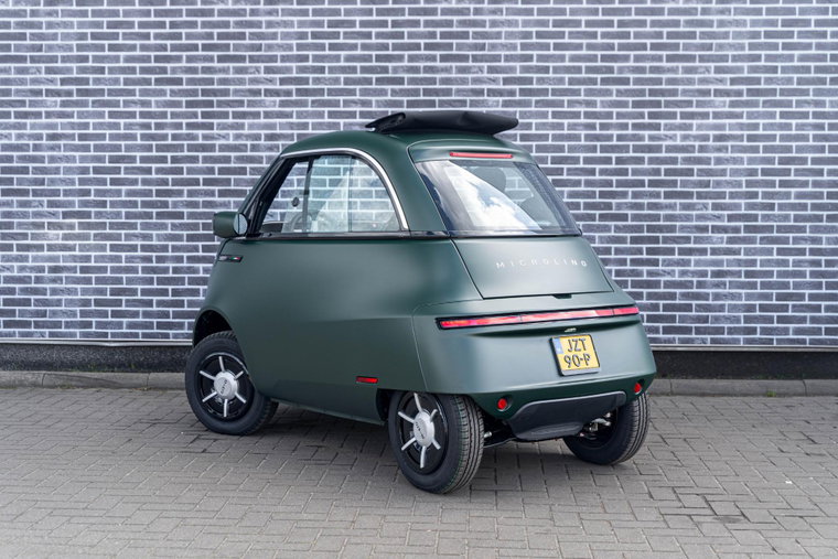Vehicle Image 11