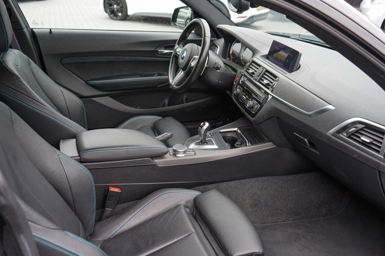 Vehicle Image 39