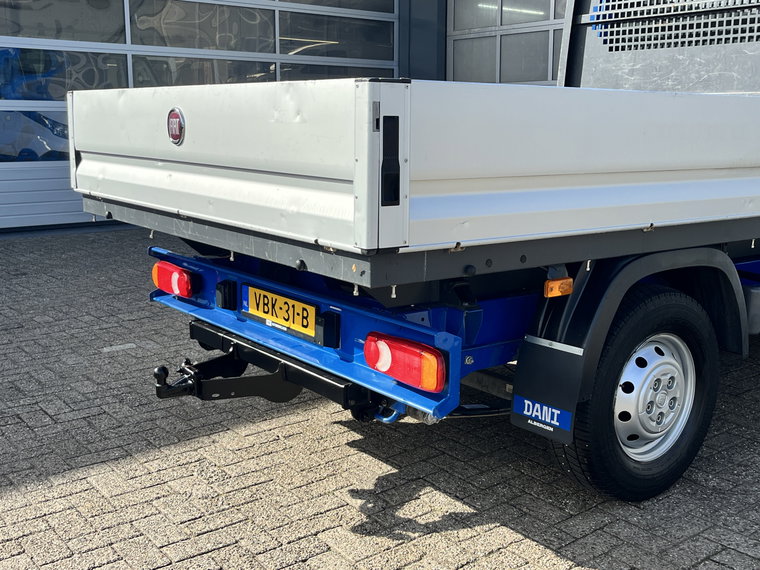Vehicle Image 27