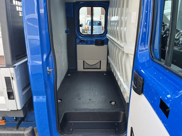 Vehicle Image 28