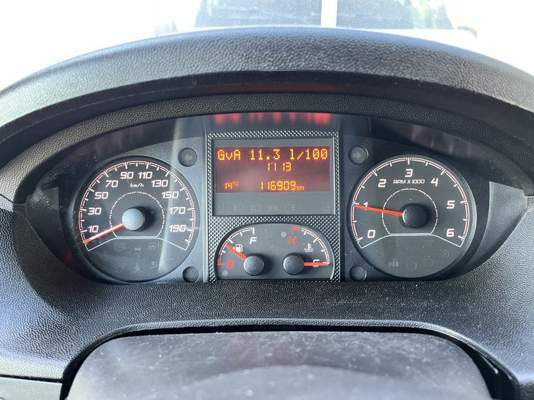 Vehicle Image 33