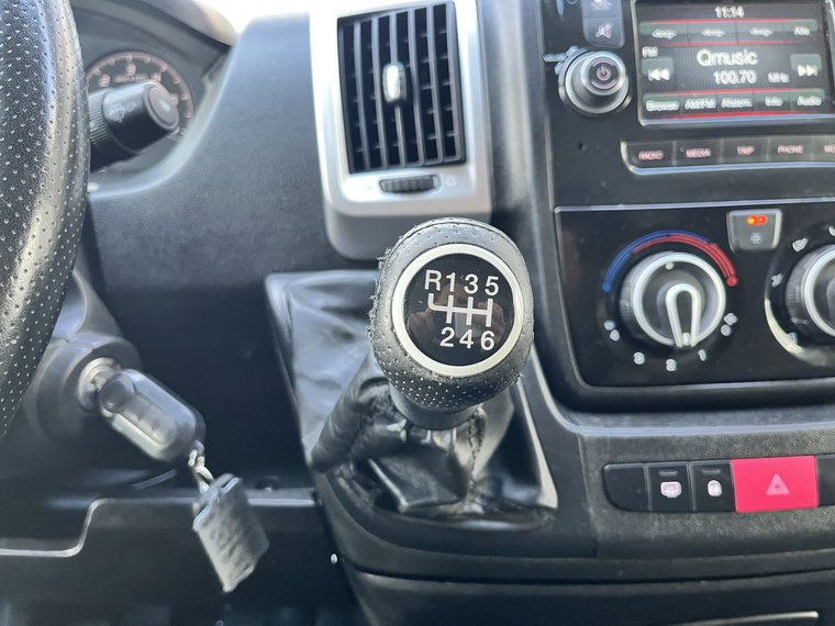 Vehicle Image 35