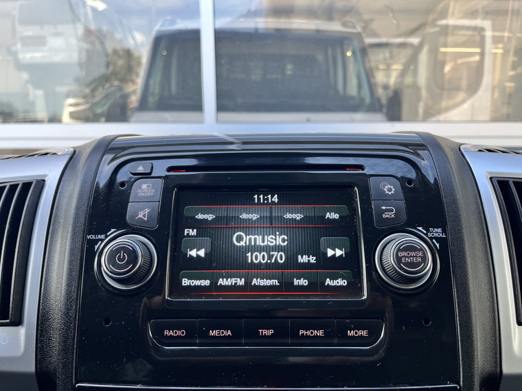 Vehicle Image 39