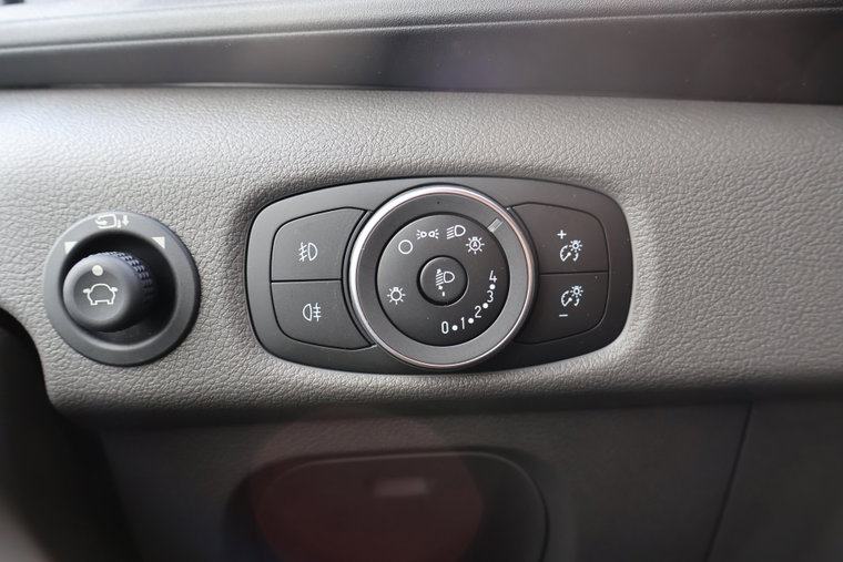 Vehicle Image 23