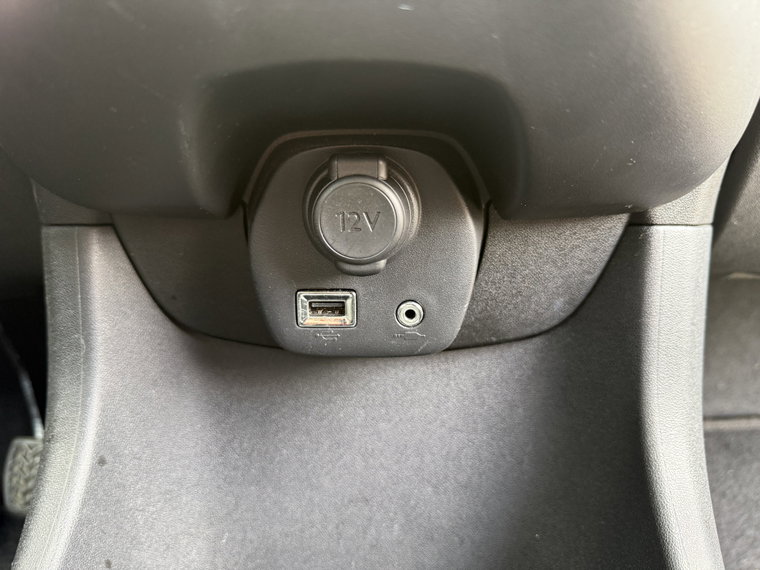 Vehicle Image 17