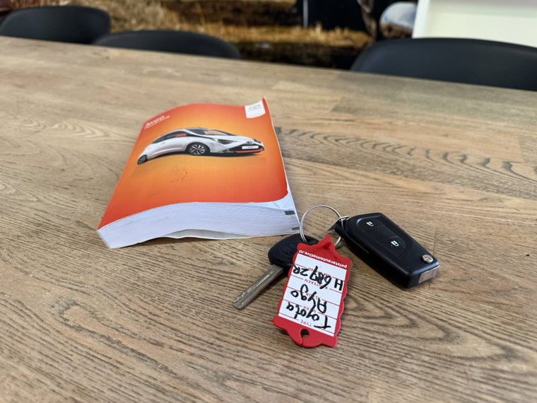 Vehicle Image 5