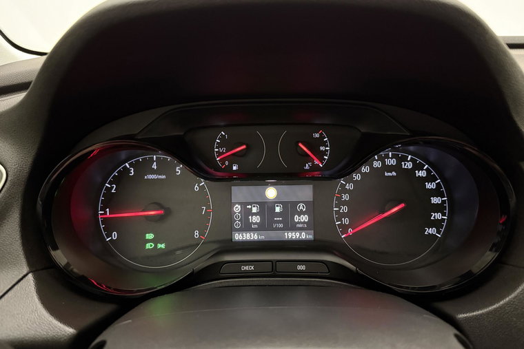 Vehicle Image 33