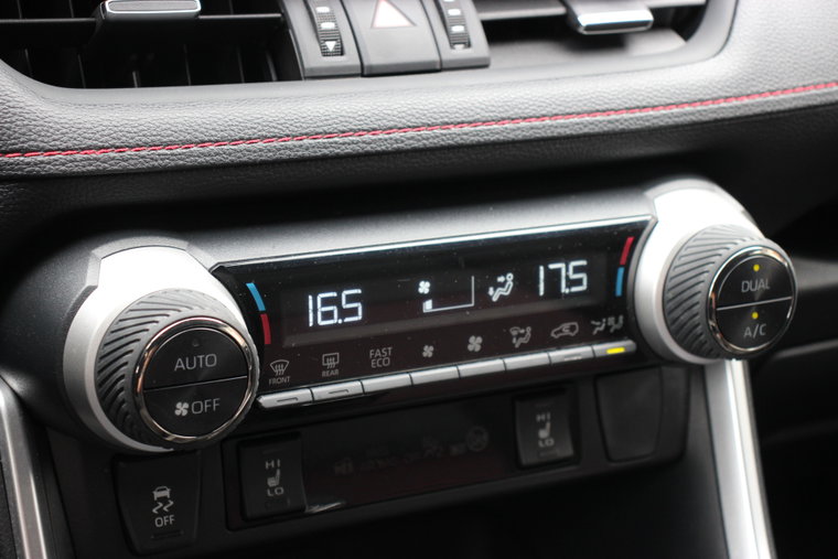 Vehicle Image 24