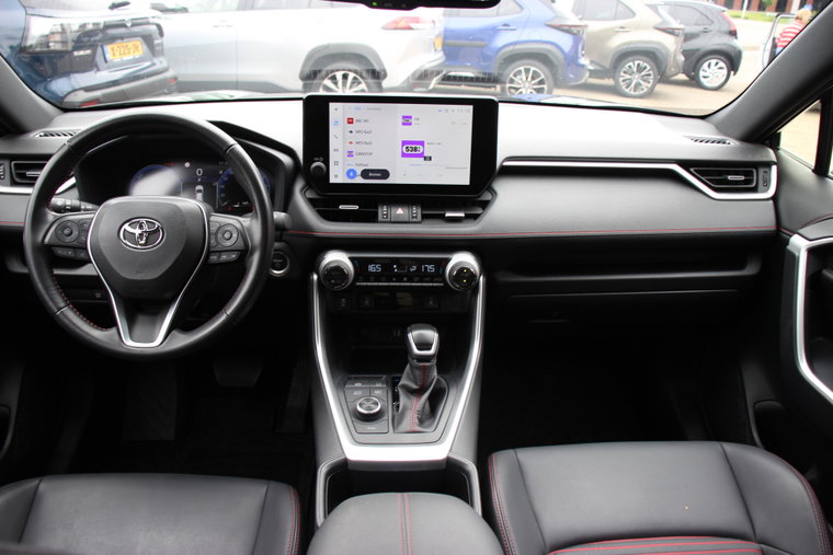 Vehicle Image 7