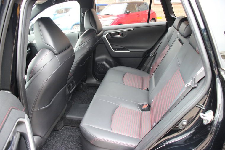 Vehicle Image 10