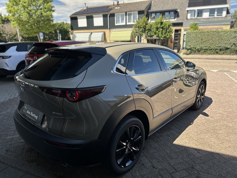 Vehicle Image 40