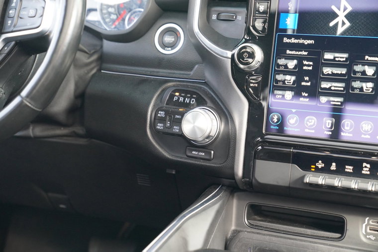 Vehicle Image 53