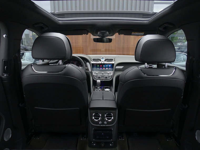 Vehicle Image 52