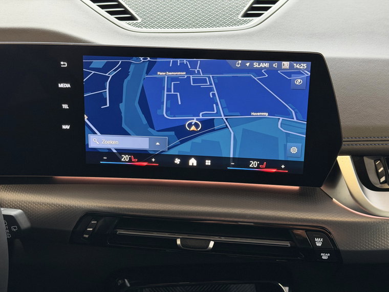 Vehicle Image 22