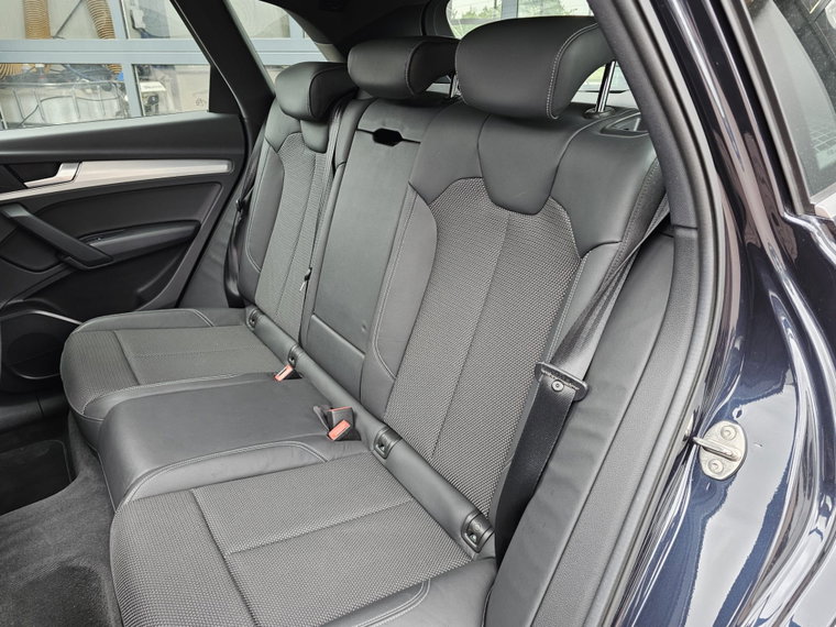 Vehicle Image 31