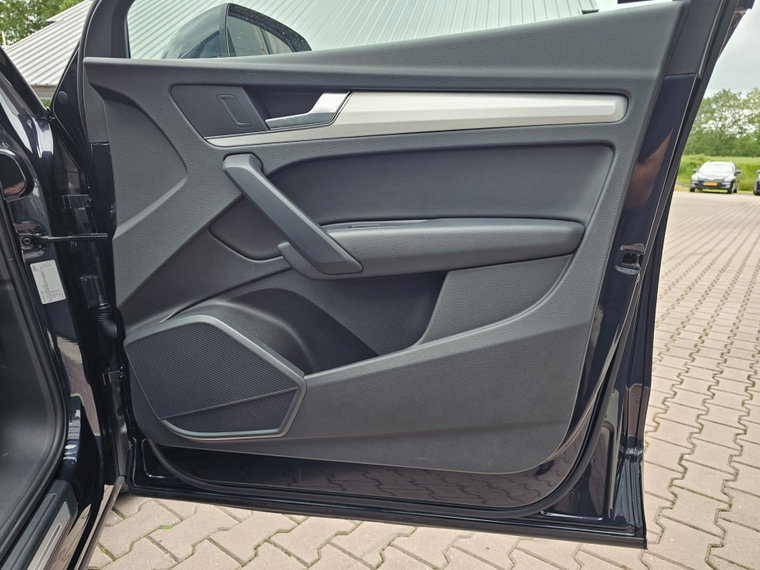 Vehicle Image 41